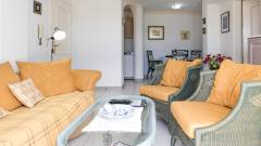 Wohnzimmer ganz-1