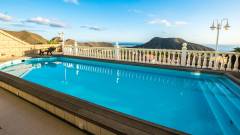 Pool mit Blick 3-1