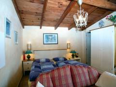 Schlafzimmer2